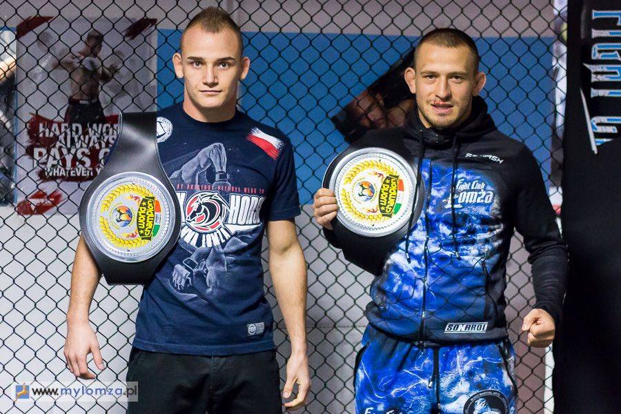 Pojechali, zwyciężyli i... wrócili. Łomżyńscy Mistrzowie Świata MMA [VIDEO]