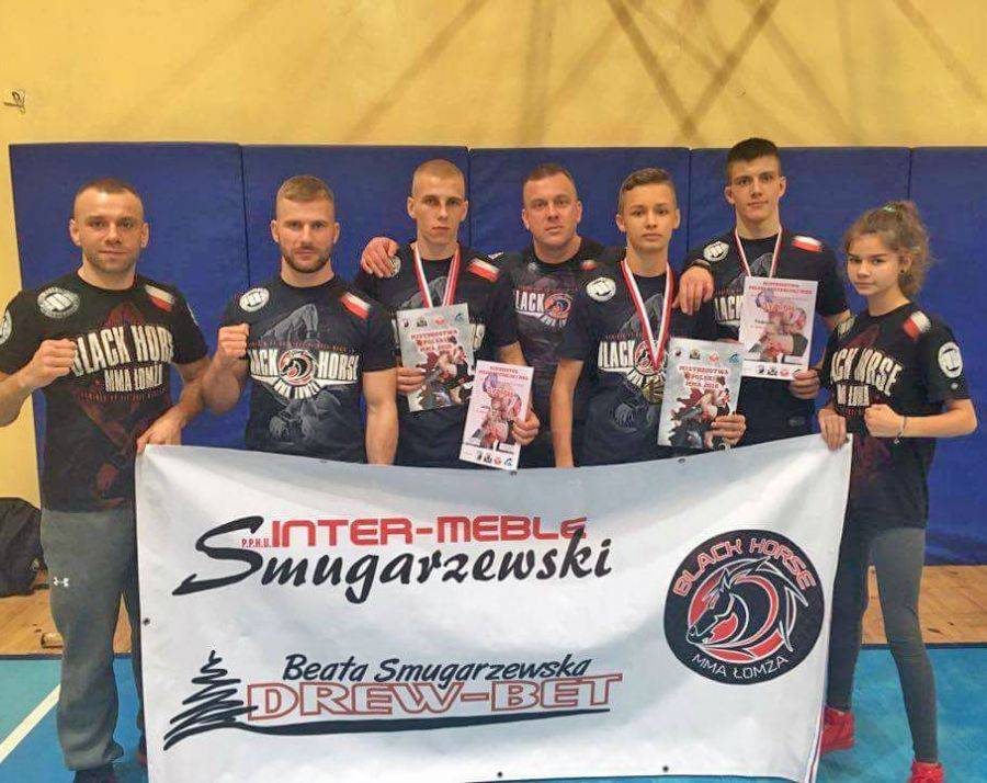 Medale fighterów w Mistrzostwach Polski MMA