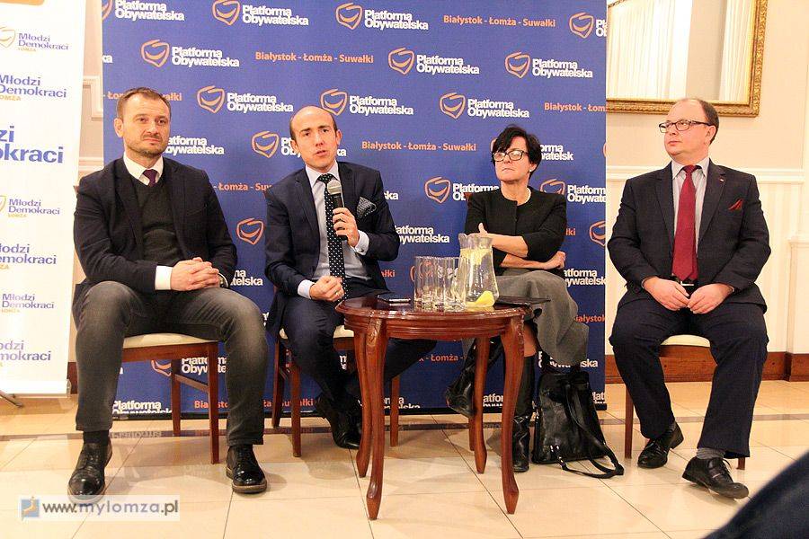 Parlamentarzyści Platformy Obywatelskiej na spotkaniu z mieszkańcami Łomży [FOTO]
