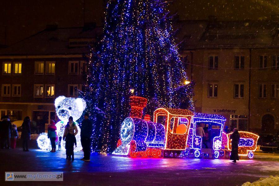 Świąteczne iluminacje na Starym Rynku [FOTO]