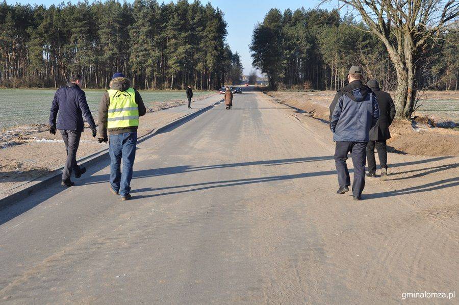 Pierwszy odcinek drogi powiatowej Konarzyce – Łochtynowo odebrany