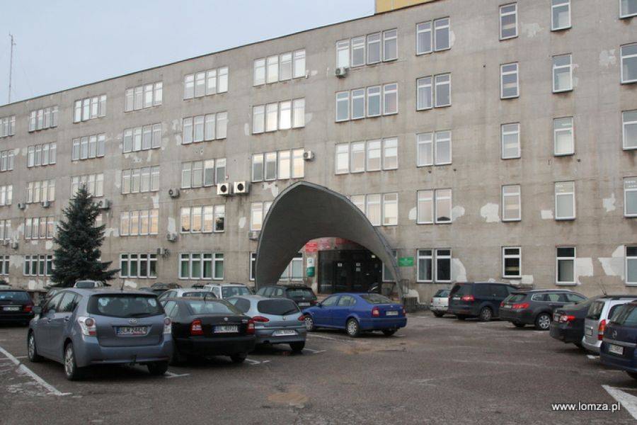 855 tys. za administrowanie biurowcem byłego Urzędu Wojewódzkiego