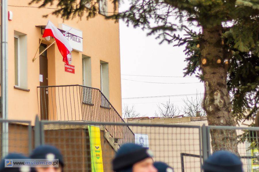 Policja wróciła do Piątnicy [VIDEO i FOTO]