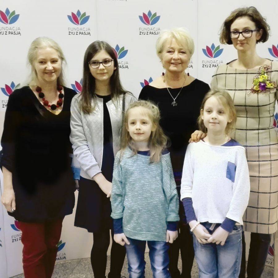 Młode, łomżyńskie artystki nagrodzone w Warszawie [FOTO]
