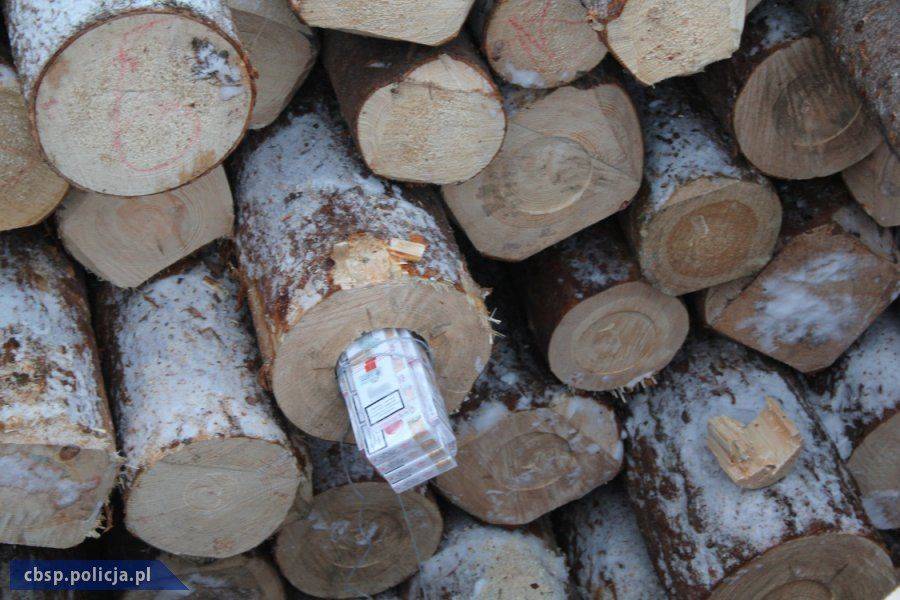 Pomysłowi przemytnicy wpadli w ręce CBŚP [VIDEO i FOTO]