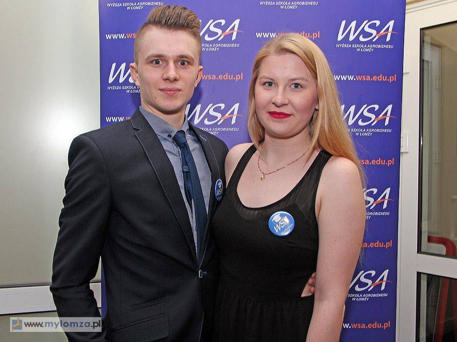 Bal licencjacko – inżynierski w Wyższej Szkole Agrobiznesu w Łomży [VIDEO i FOTO]