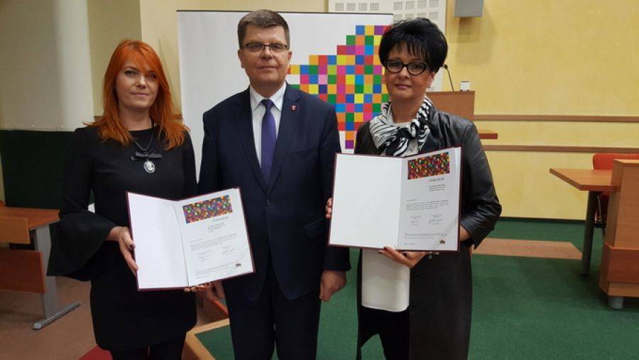 Wyróżnienia dla łomżyńskich szkół [FOTO]
