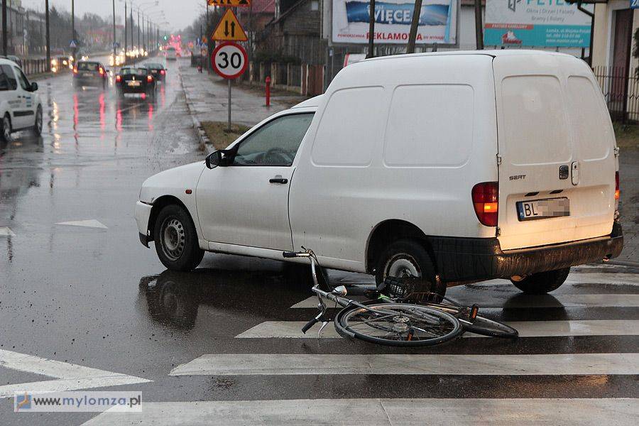 Rowerzysta potrącony na przejściu dla pieszych