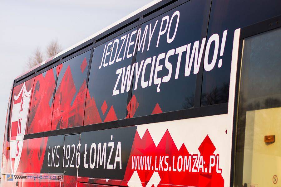 ŁKS 1926 Łomża: Nowa runda, nowi zawodnicy, nowy autobus [VIDEO i FOTO]