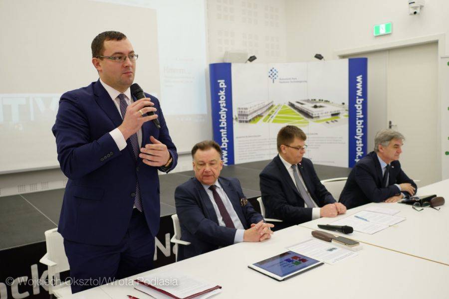 Powstał Ruch Obrony Polskiej Samorządności [FOTO]