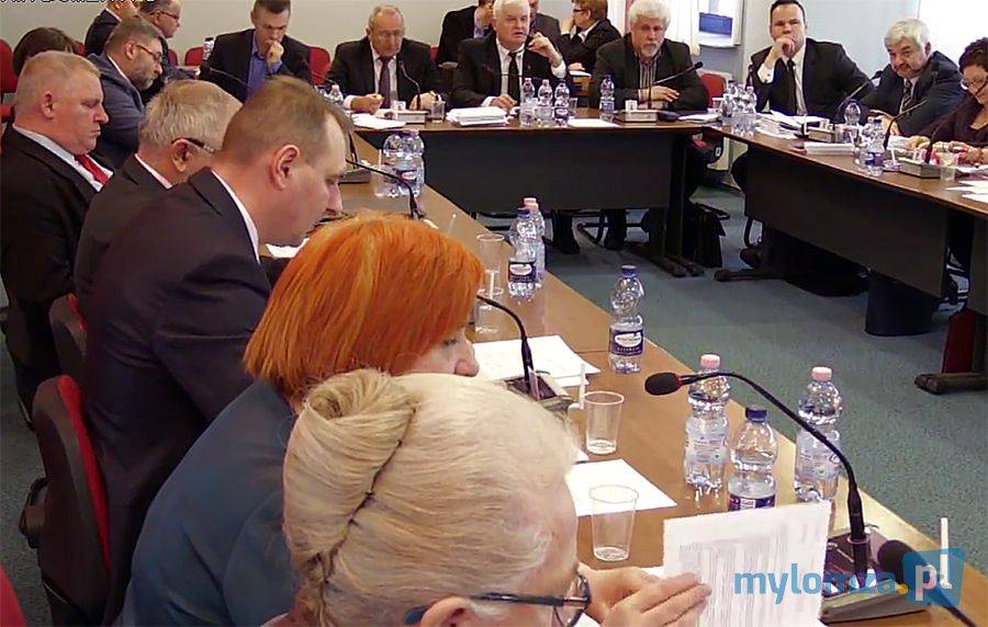 Wytłumaczą się przed sądem? Wielka kłótnia na zakończenie sesji!