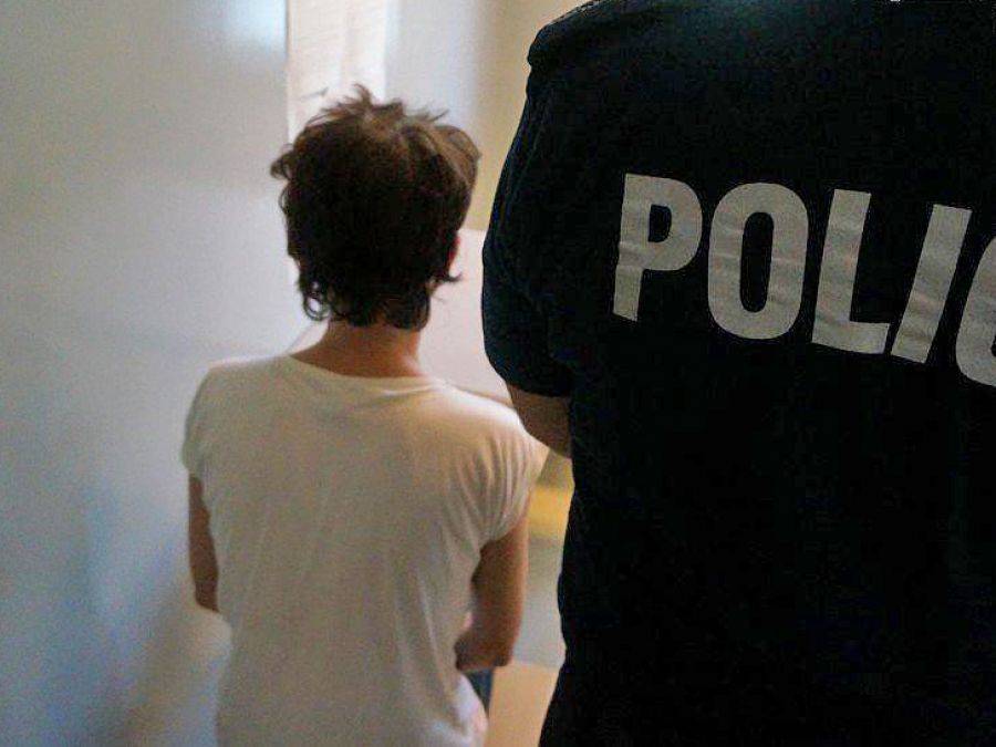 Wytaczają ciężkie działa, by ustrzelić muchę! Młodych brutalne spotkanie z policją?