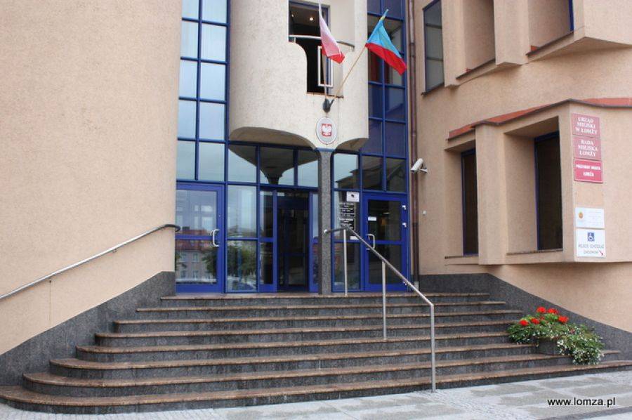 Przetargi, unieważnienia i kolejne inwestycje