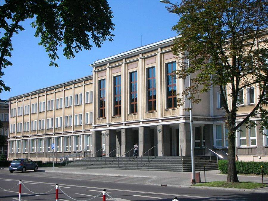 Proces o wspieranie ISIS. Trzech Czeczenów zostaje w areszcie, czwarty może wyjść