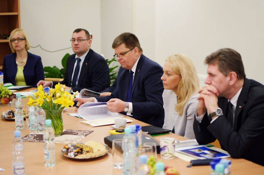 Marszałek podzielił pieniądze z PFRON-u