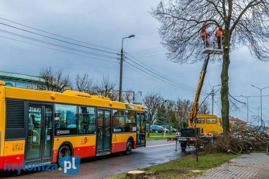 Remonty ulic wymuszają zmiany tras 