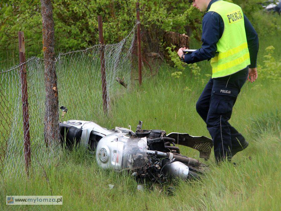 Motocyklista wypadł z drogi