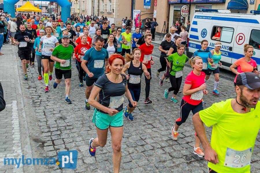 Półmaraton po raz siódmy przebiegł przez Łomżę [VIDEO i FOTO]