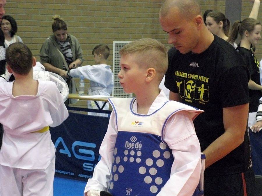 Srebro i brąz taekwondzistów Medyka