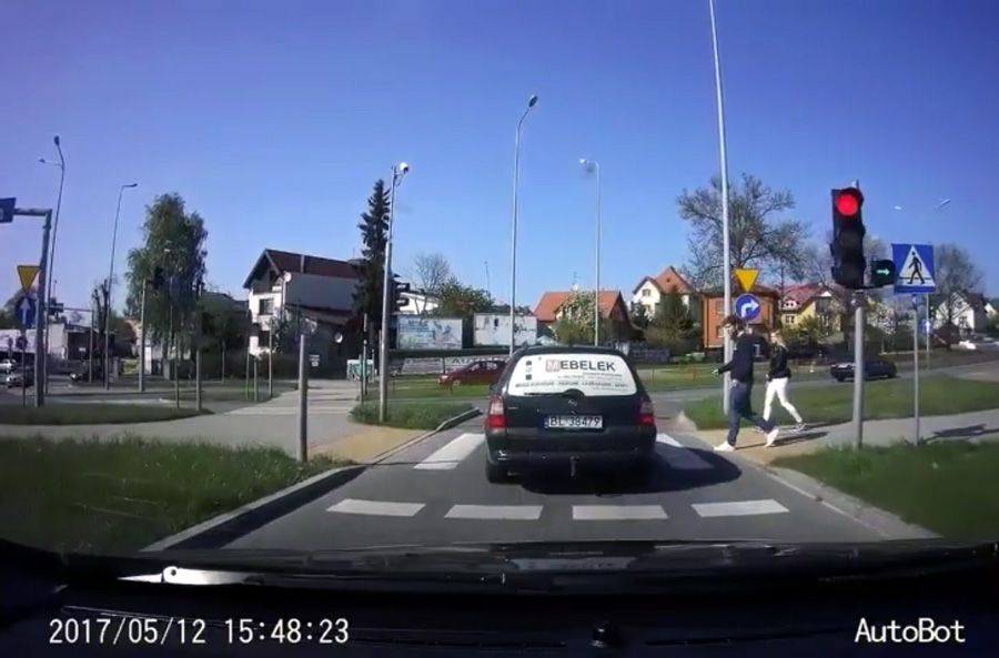 Agresywny kierowca na łomżyńskiej ulicy