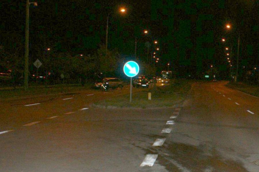 Wbiegł na ulicę. Opel nie wyhamował.