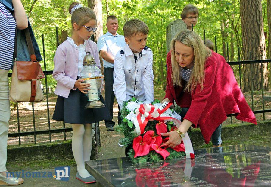 Uczcili pamięć pomordowanych w jeziorkowskim lesie [VIDEO i FOTO]