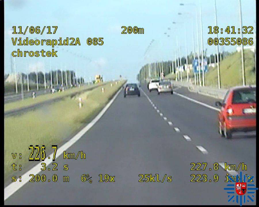 O ponad 100 km/h za szybko! [VIDEO]