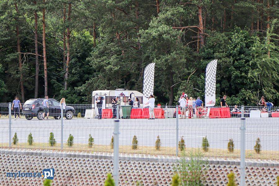 Pod Łomżą rolnicy ścigali się o... żonę