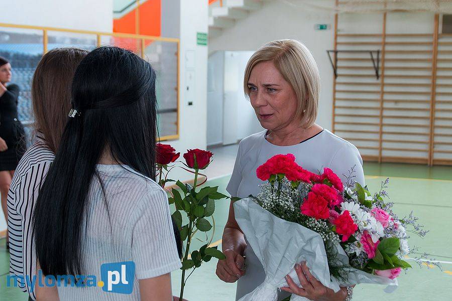 Absolwenci Publicznego Gimnazjum Nr 8 pożegnali swoją szkołę [FOTO]