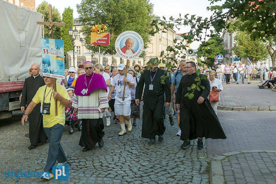 Pielgrzymi wyruszyli na Jasną Górę [VIDEO i FOTO]