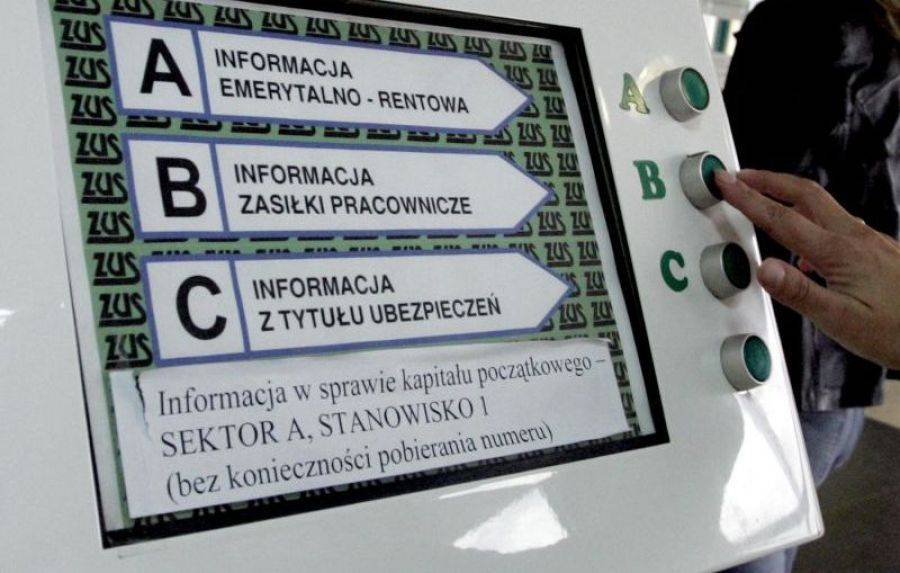 Kiedy złożyć wniosek o emeryturę do ZUS-u?