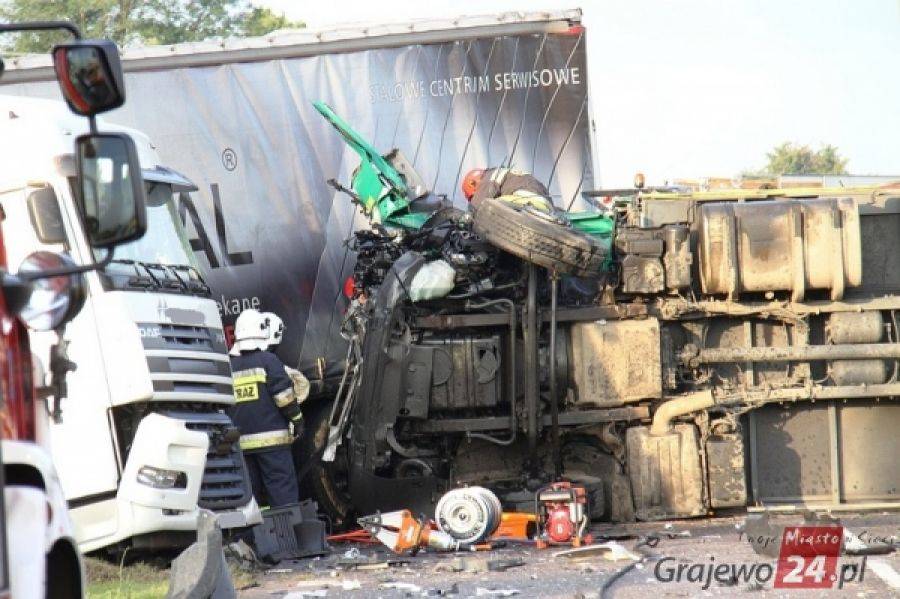 Wypadkowy poranek na 61. Poszkodowani trafili do szpitali