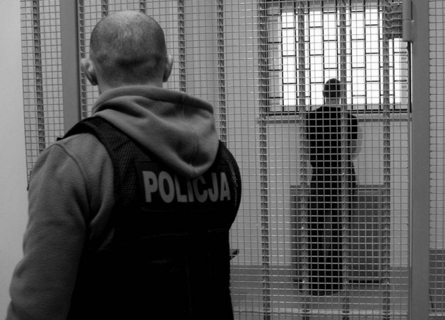 Chciał zażyć przyjemności, został okradziony