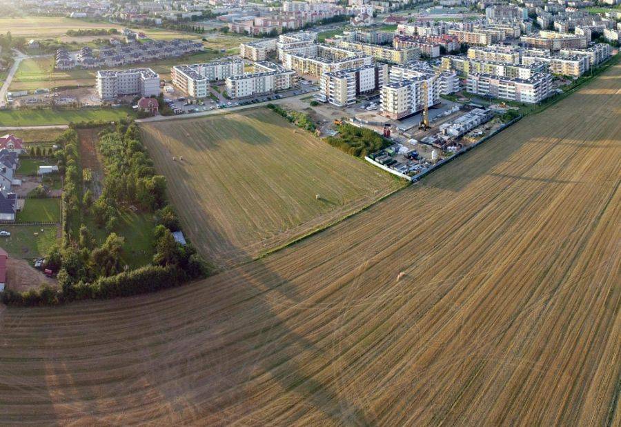 Mieszkańcom regularnie zalewa garaże. Spółdzielnia obiecuje poprawę sytuacji