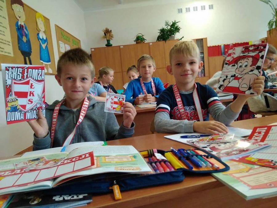 Wyprawka szkolna od kibiców