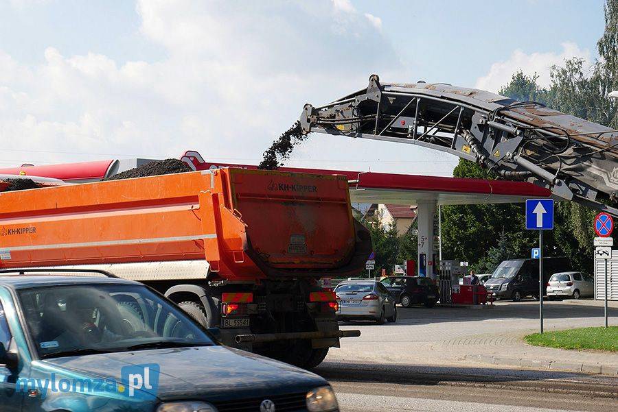 Remontują krajówkę pomiędzy Piątnicą a Marianowem
