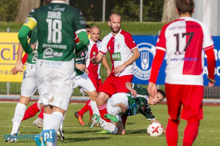 Dotkliwa porażka na własnym stadionie [VIDEO i FOTO]