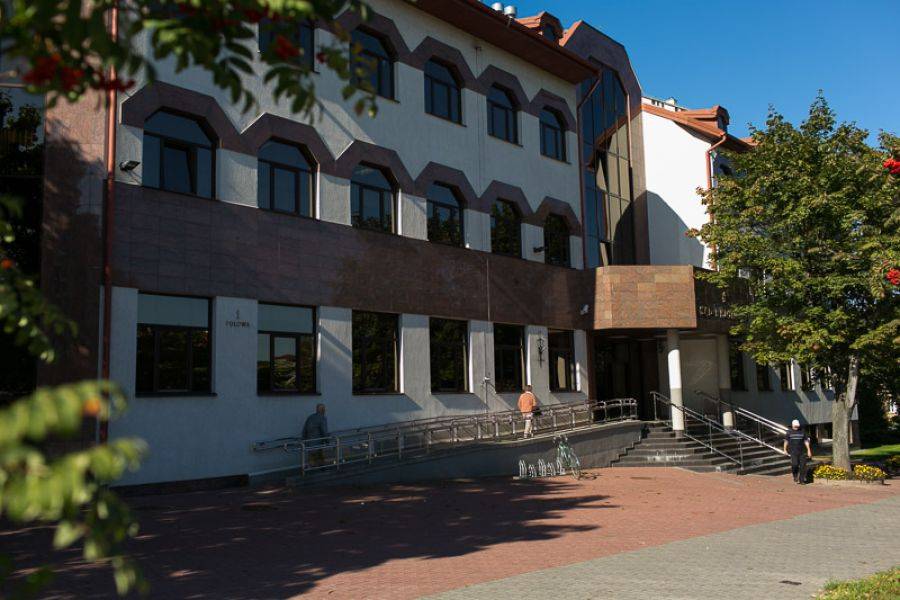 Tragedia w Piątnicy: pięć ran rąbanych i wniosek o tymczasowe aresztowanie