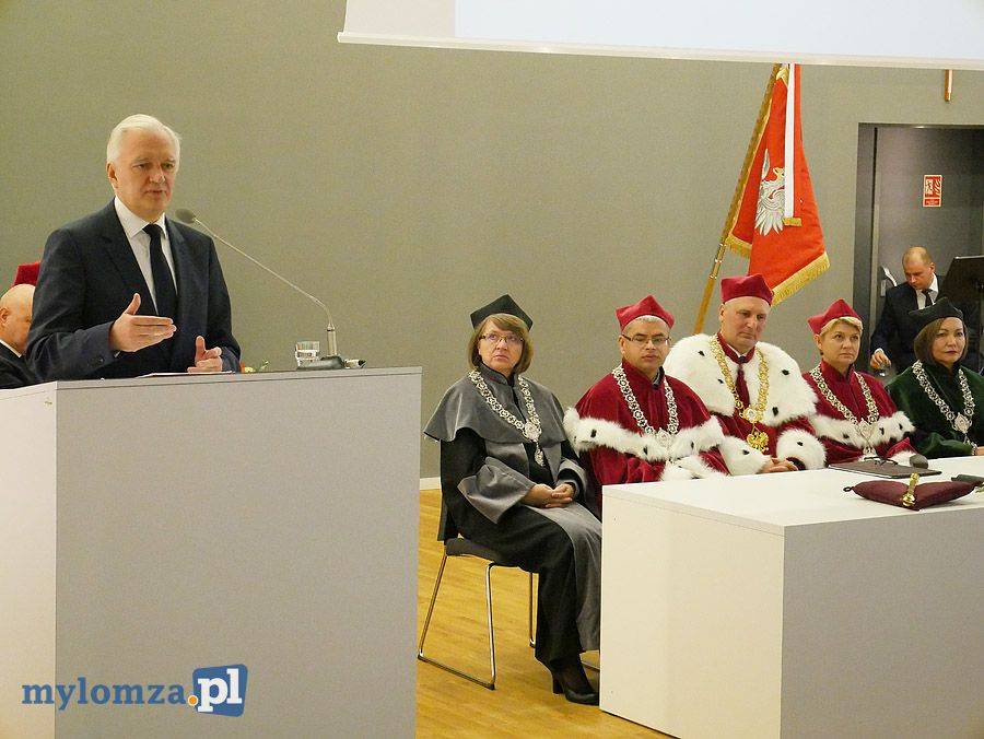 Inauguracja roku akademickiego w PWSIiP [VIDEO]