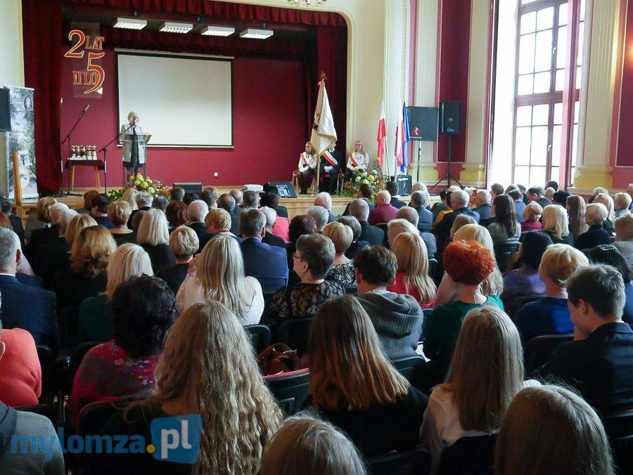 Jubileusz 25-lecia II Liceum Ogólnokształcącego w Łomży [VIDEO i FOTO]