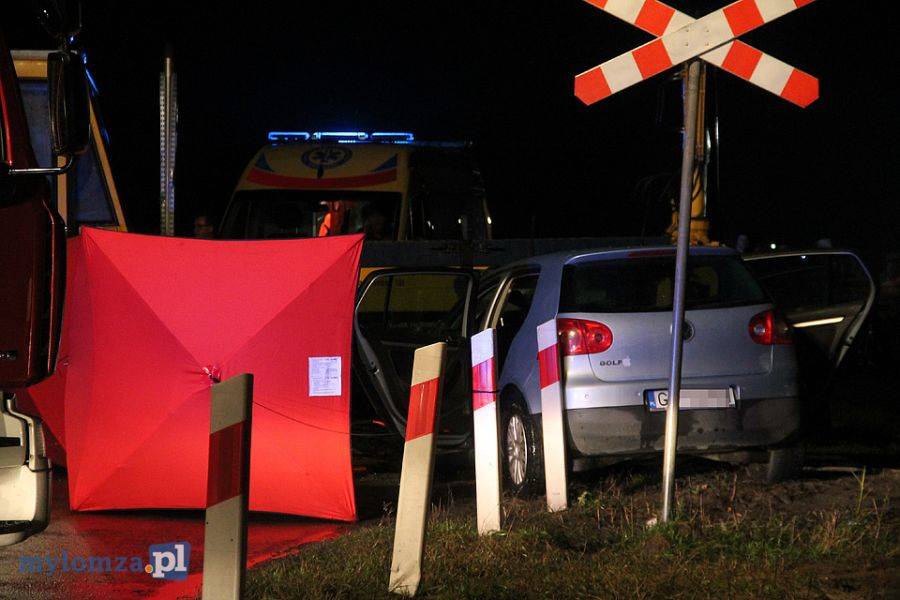 Trzy osoby zginęły na przejeździe kolejowym [VIDEO i FOTO]
