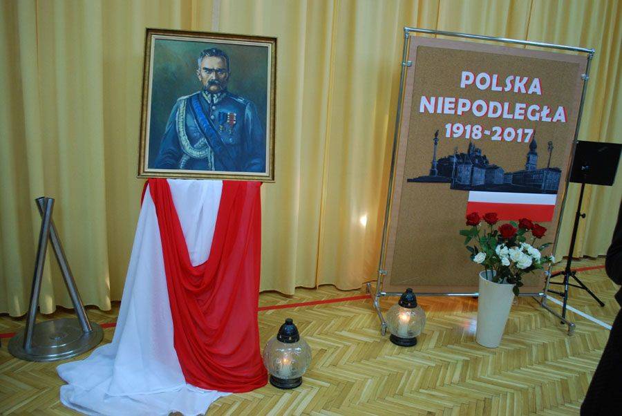 Święto Niepodległości w SP 5 Łomża [FOTO]