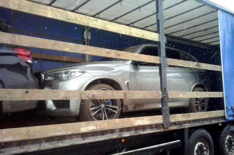 Kradzione BMW w litewskim tirze