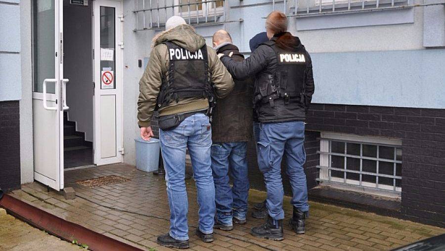Para włamywaczy zatrzymana przez policję