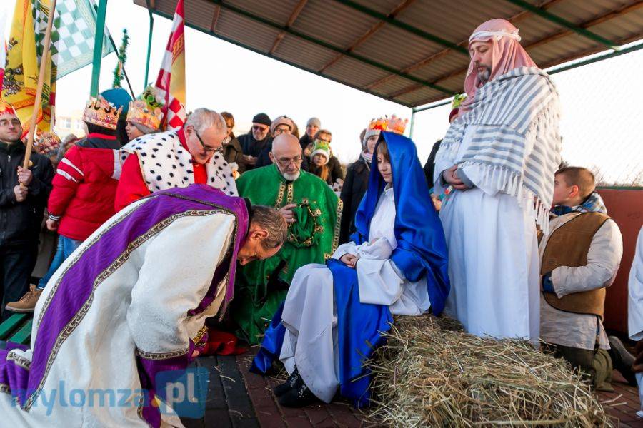Trzej Królowie ze swoimi orszakami w Łomży [VIDEO i FOTO]