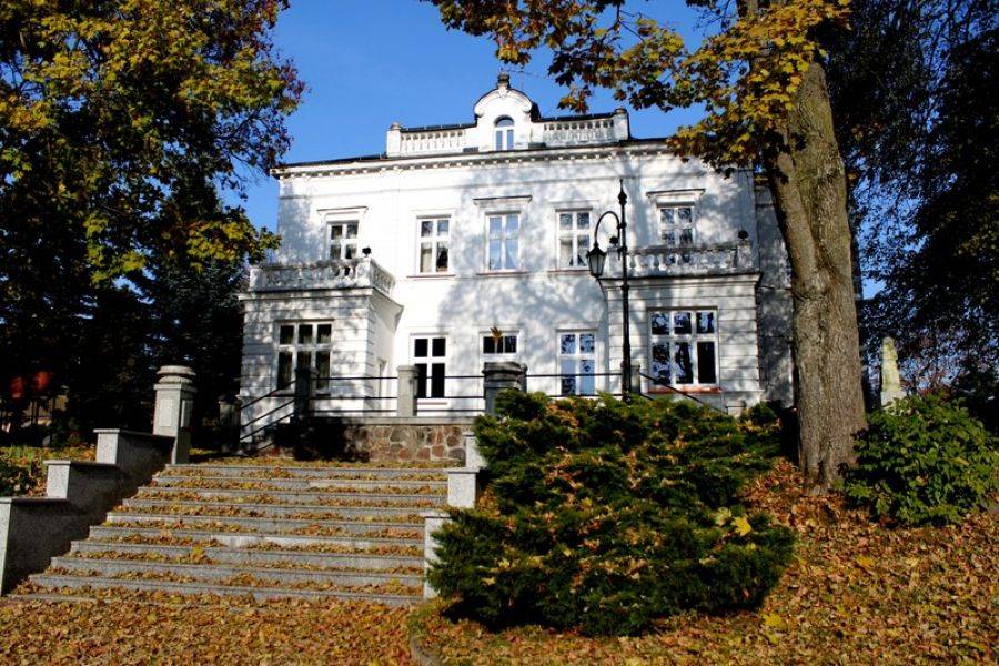 Obchody 100. Rocznicy Odzyskania Niepodległości przez Polskę w Muzeum Przyrody w Drozdowie