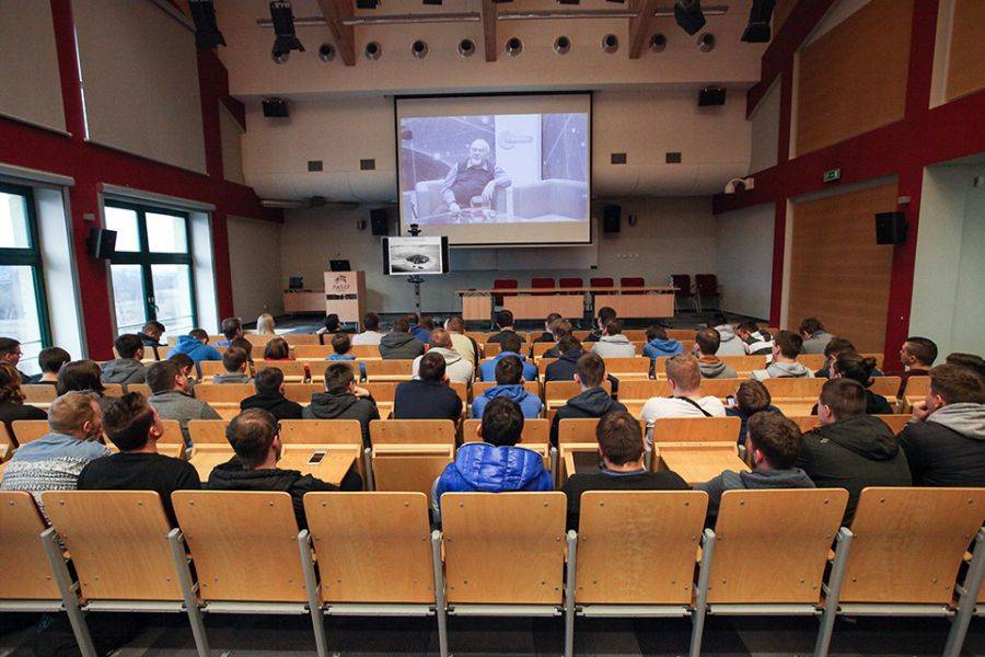Linotypista i Artificial Intelligence