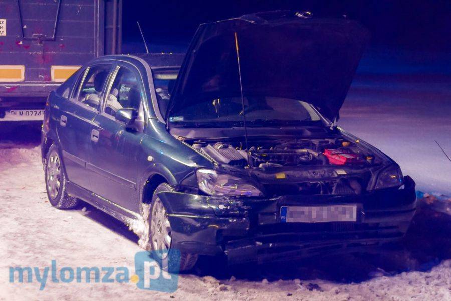 Wypadek pod Śniadowem. Jedna osoba w szpitalu [FOTO]