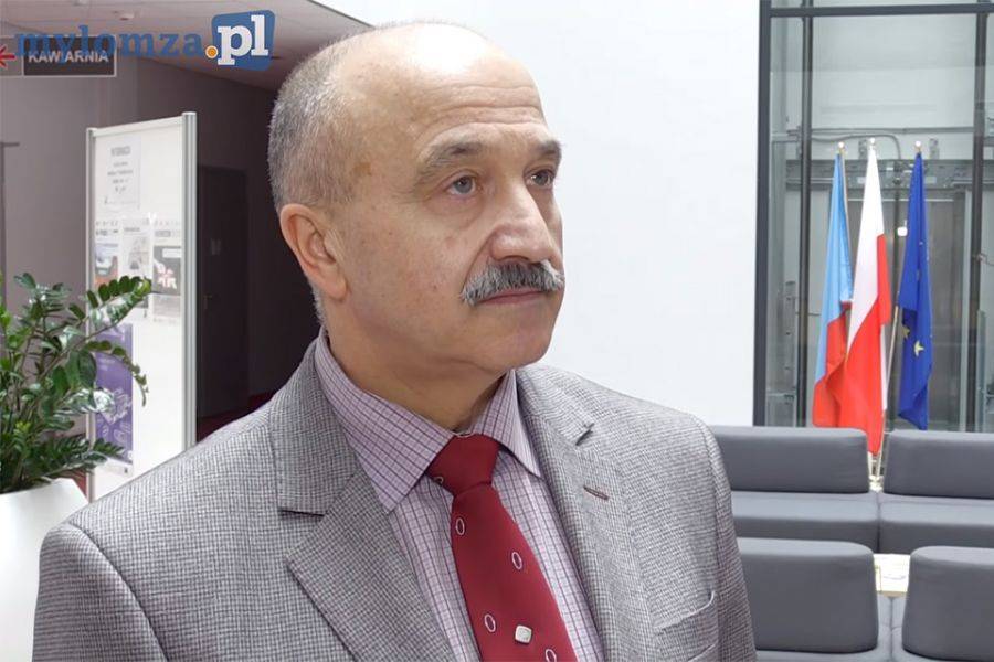 Dyrektor PUP w Łomży nagrodzony przez minister Rafalską