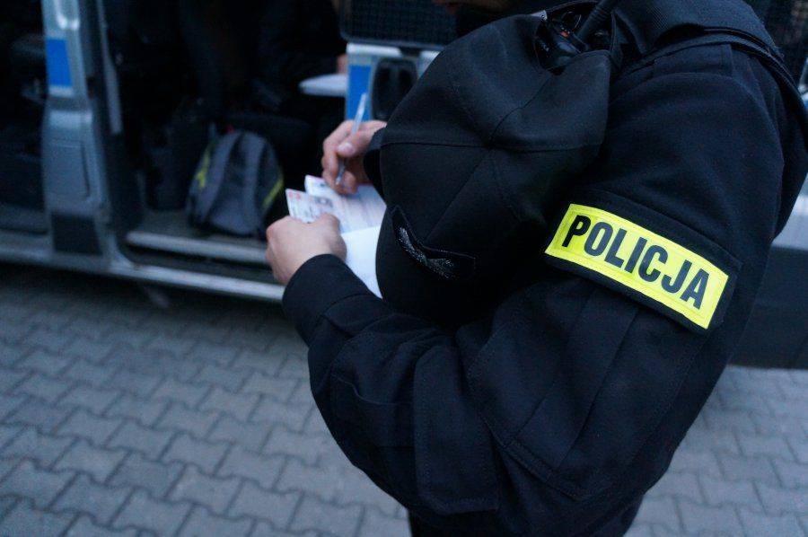 Policja przeciw demoralizacji nieletnich